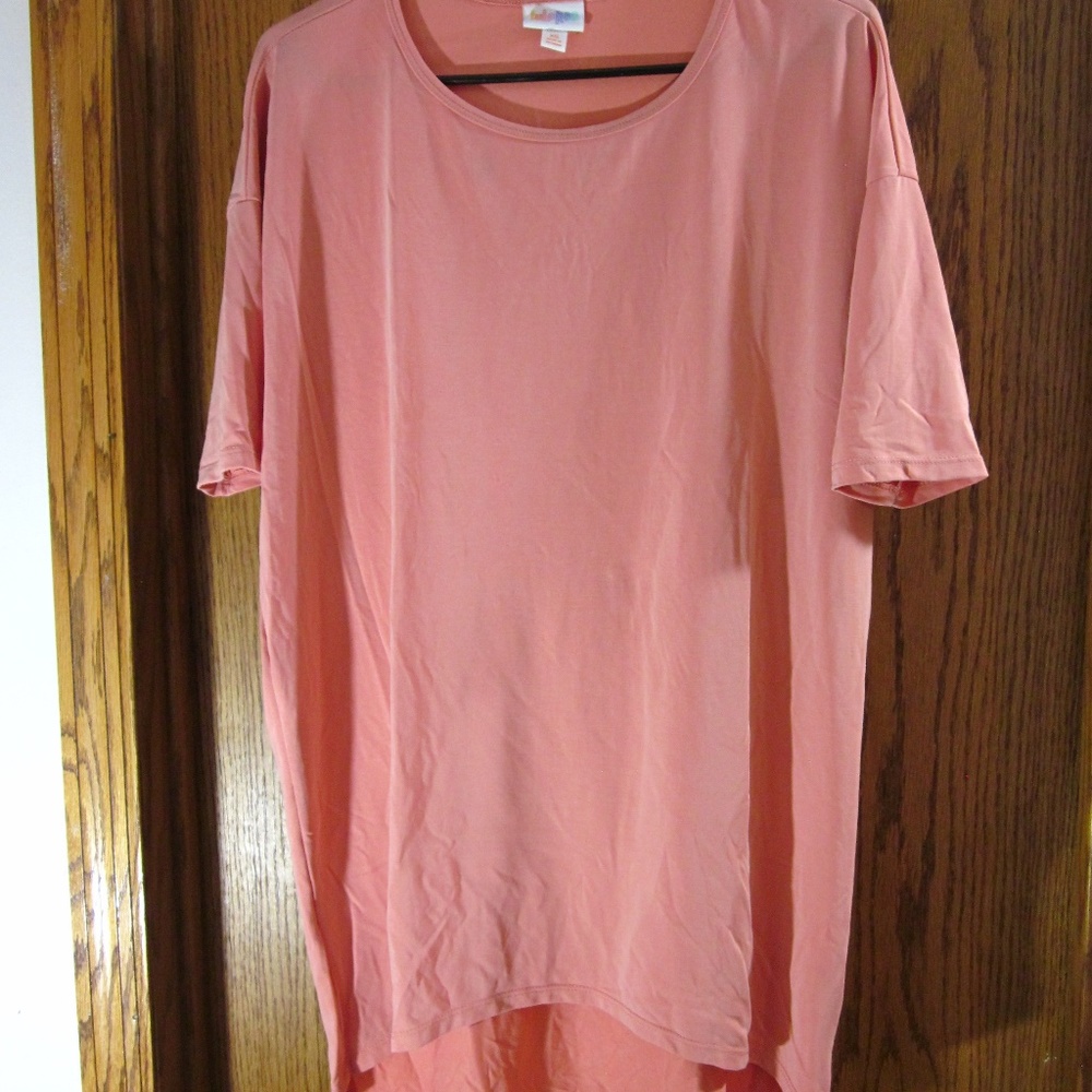 💥BUY 2 GET 1 FREE💥Peach LuLaRoe Irma💥